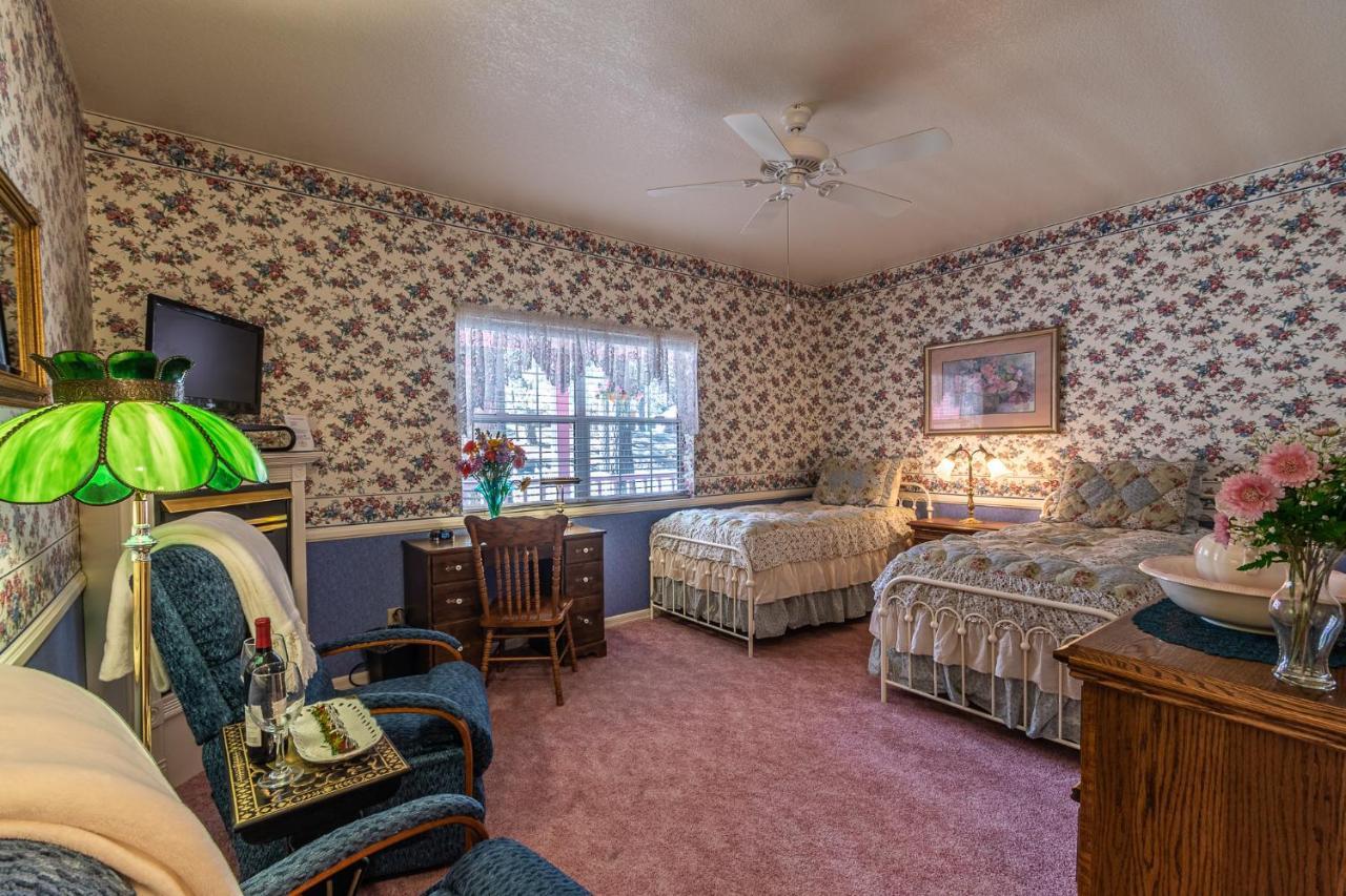 Apples Bed And Breakfast Inn บิ๊กแบร์เลค ภายนอก รูปภาพ