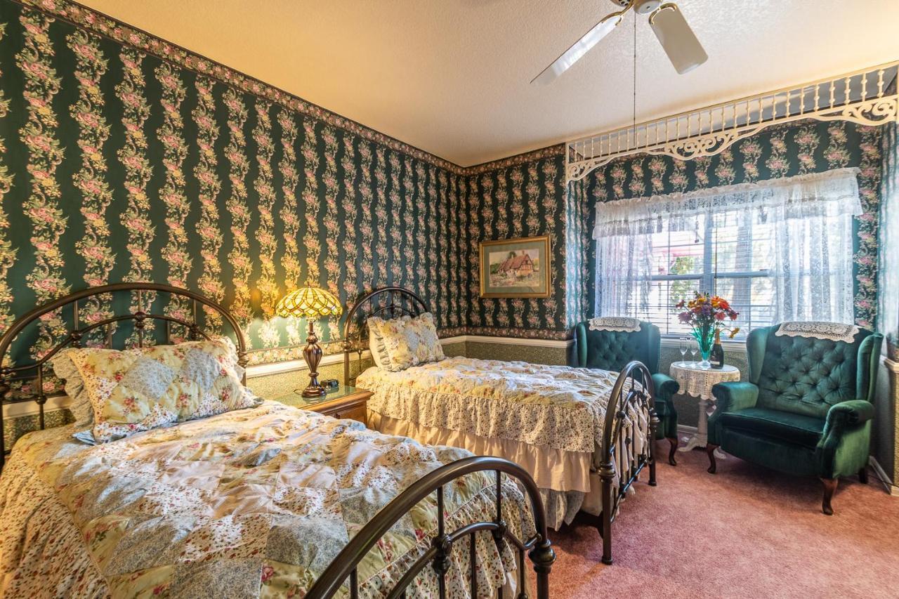 Apples Bed And Breakfast Inn บิ๊กแบร์เลค ภายนอก รูปภาพ