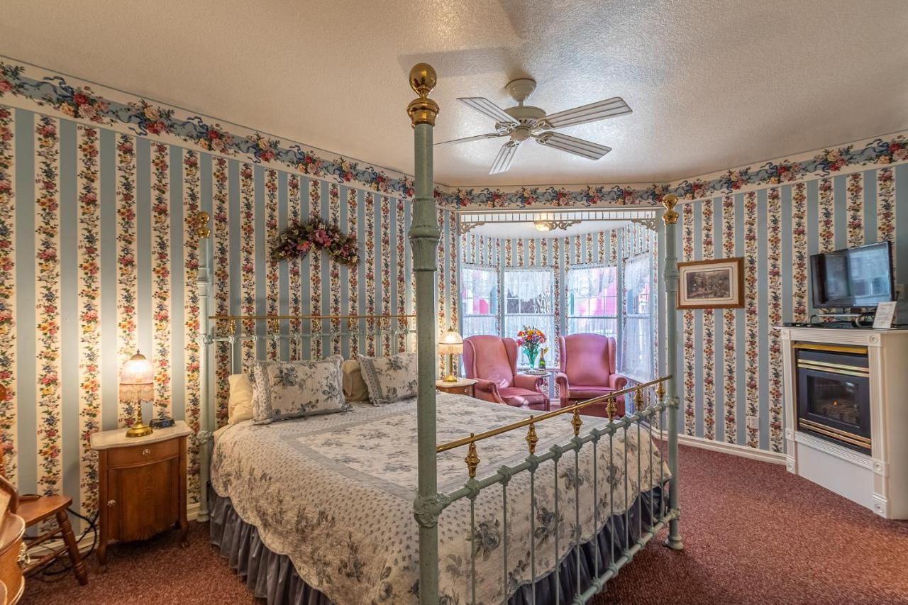 Apples Bed And Breakfast Inn บิ๊กแบร์เลค ภายนอก รูปภาพ