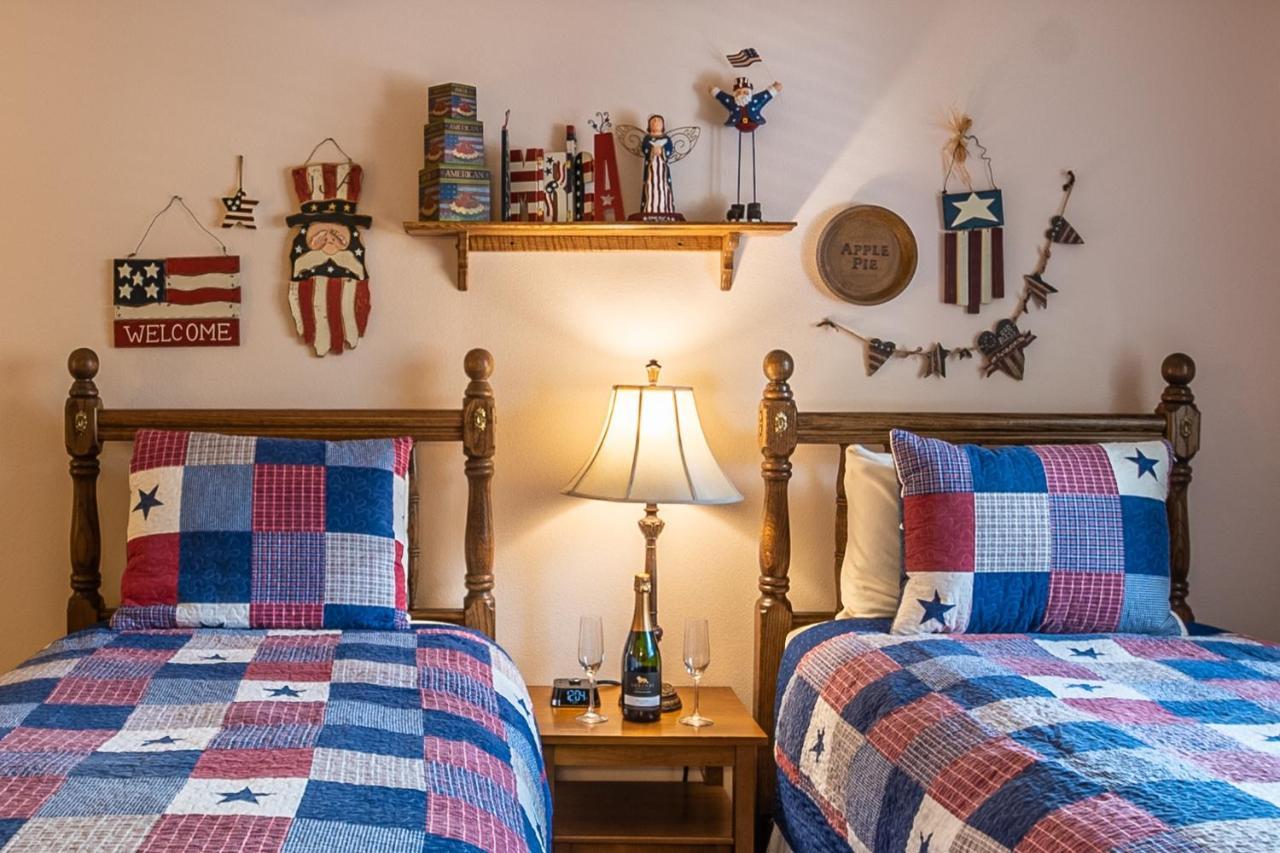 Apples Bed And Breakfast Inn บิ๊กแบร์เลค ภายนอก รูปภาพ